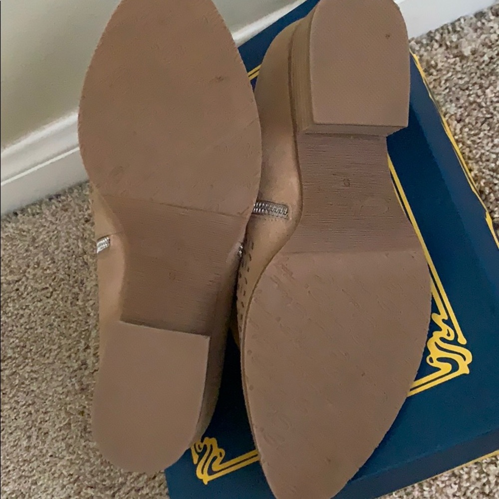 Sbicca cutout mule - Picture 5 of 7
